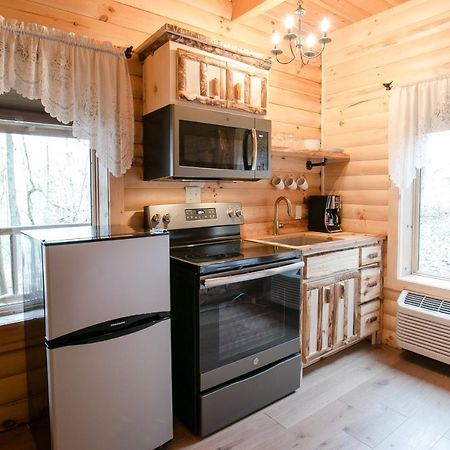 Coblentz Country Lodge By Amish Country Lodging 베를린 외부 사진