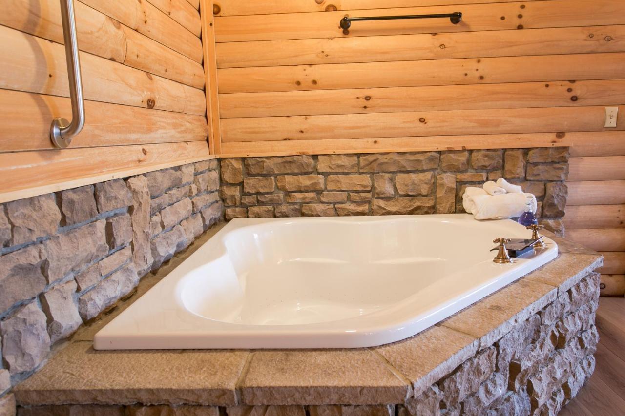 Coblentz Country Lodge By Amish Country Lodging 베를린 외부 사진