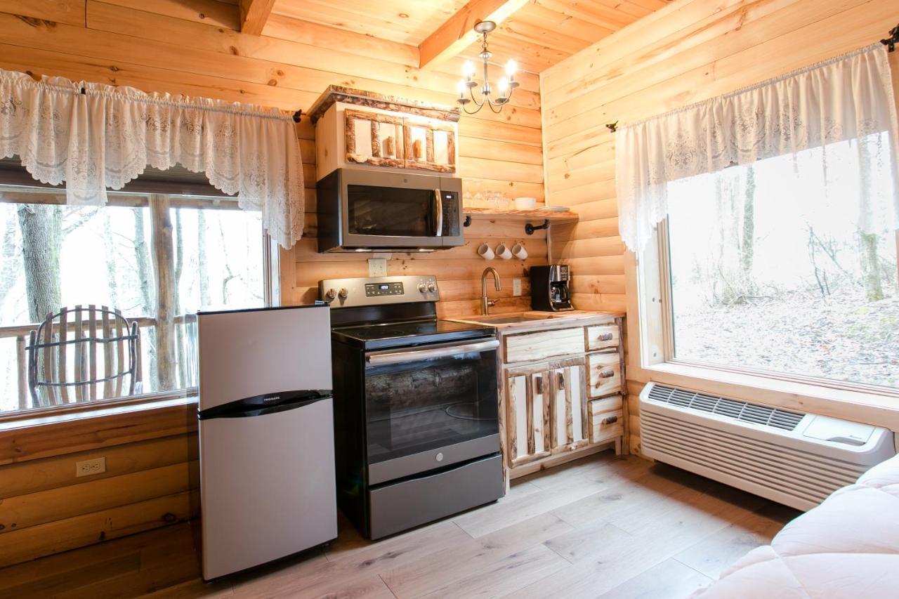 Coblentz Country Lodge By Amish Country Lodging 베를린 외부 사진