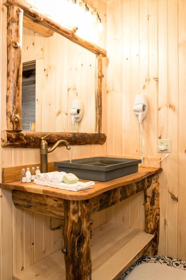 Coblentz Country Lodge By Amish Country Lodging 베를린 외부 사진